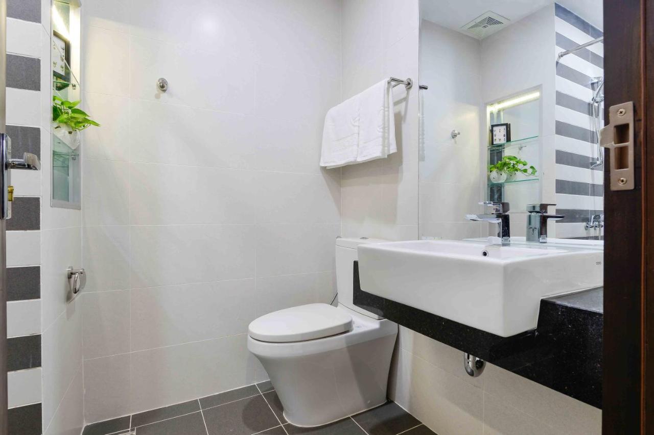 The Spring House Aparthotel Хошимин Екстериор снимка